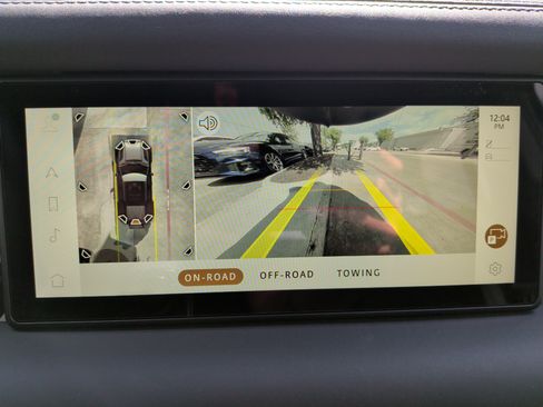 Used 2024 Land Rover Defender 110 S image 25