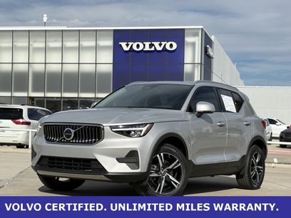 Certified 2025 Volvo XC40 B5 Core