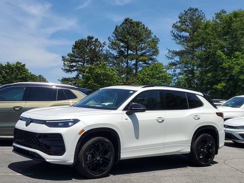 New 2026 Volkswagen Tiguan SE R-Line AWD/4WD image 31