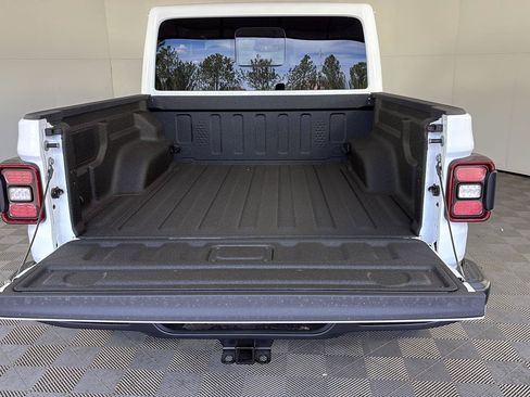 New 2026 Jeep Gladiator Mojave AWD/4WD image 7