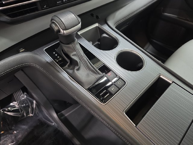 Used 2025 Toyota Sienna XLE FWD image 22
