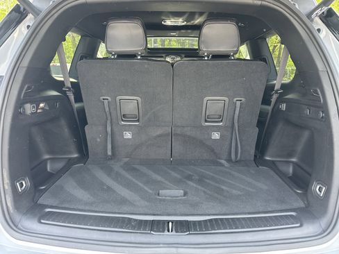 Used 2024 Jeep Grand Cherokee L Limited w/ Luxury Tech Group II image 22