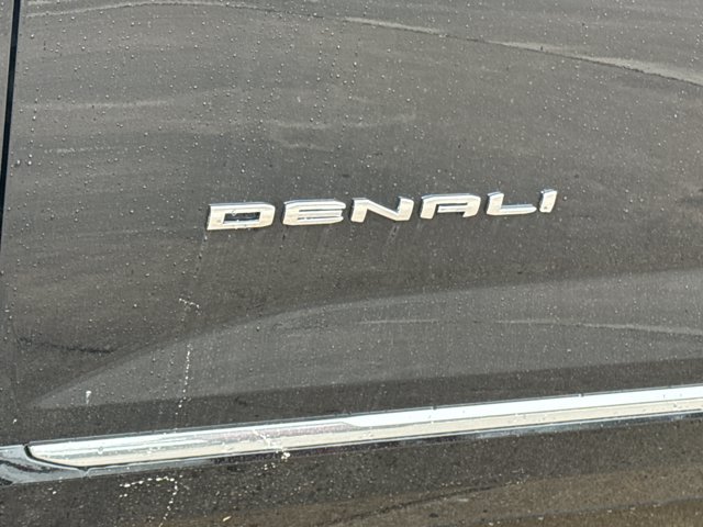 New 2027 GMC Terrain Denali w/ LPO, Black Badging Package AWD/4WD image 16