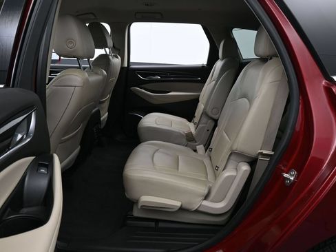 Used 2020 Buick Enclave Essence FWD image 28