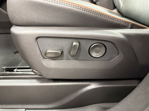 New 2026 GMC Yukon AT4 w/ LPO, Floor Liner Package image 26