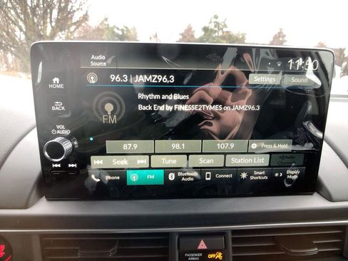 New 2025 Honda Pilot EX-L image 17