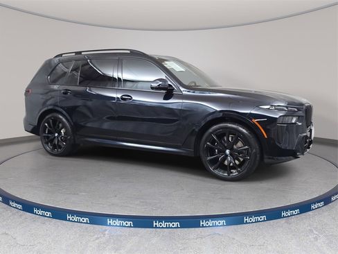 Used 2024 BMW X7 xDrive40i w/ Executive Package image 4