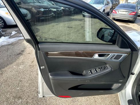 Used 2016 Hyundai Genesis 3.8 w/ Option Group 02 image 26