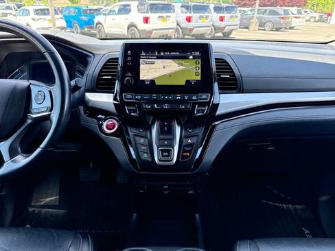 Used 2021 Honda Odyssey Touring image 18