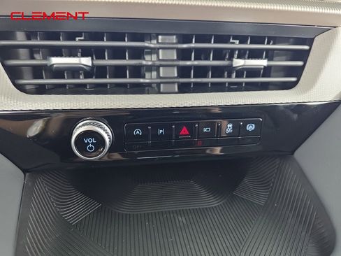 New 2026 Ford Explorer Active w/ Active Comfort Package image 20