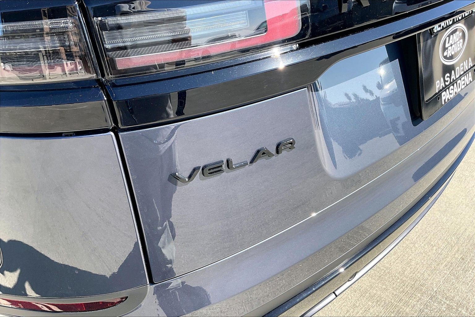 New 2026 Land Rover Range Rover Velar S AWD/4WD image 9