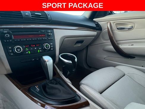 Used 2010 BMW 128i Convertible image 42