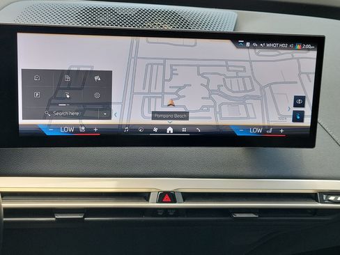 Certified 2024 BMW iX xDrive50 w/ Sport Package AWD/4WD image 23