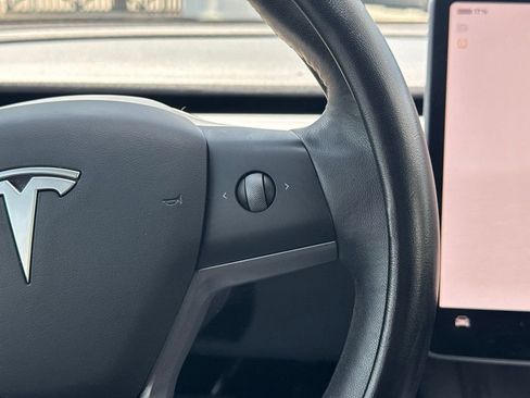 Used 2023 Tesla Model 3 Standard Range RWD image 23