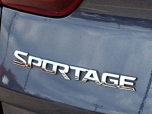 Used 2022 Kia Sportage SX image 31