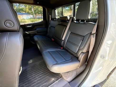 Used 2022 GMC Sierra 1500 Denali w/ Denali Reserve Package image 19