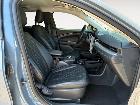 Used 2023 Ford Mustang Mach-E Select RWD image 11