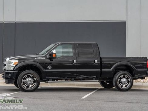 Used 2016 Ford F350 Platinum image 3