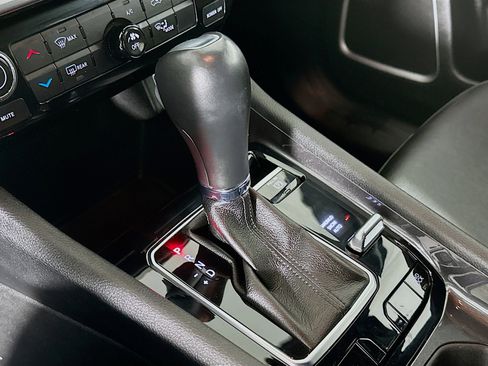 Used 2023 Jeep Compass Latitude image 24