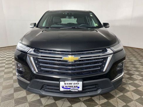 Used 2023 Chevrolet Traverse LT AWD/4WD image 9