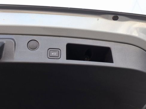 New 2026 GMC Terrain AT4 w/ LPO, Black Badging Package image 30