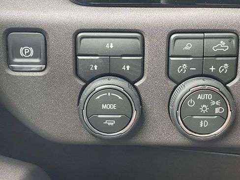 New 2026 Chevrolet Silverado 3500 LT w/ All Star Edition AWD/4WD image 20
