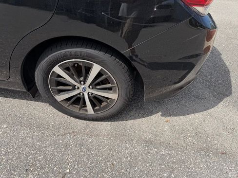 Used 2023 Subaru Impreza Premium image 9