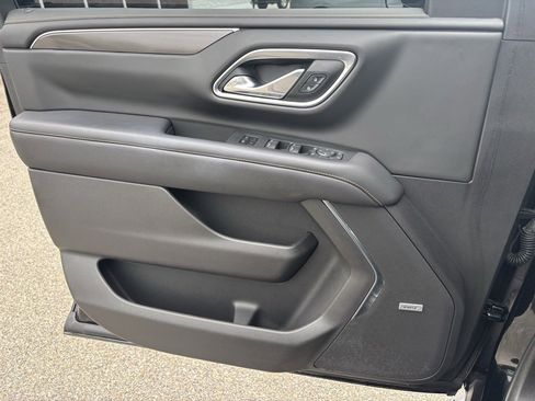 Used 2021 GMC Yukon AT4 w/ Rear Media and Nav Package image 25