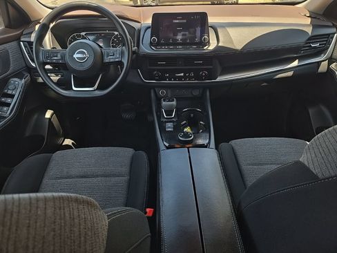 Used 2023 Nissan Rogue SV AWD/4WD image 35