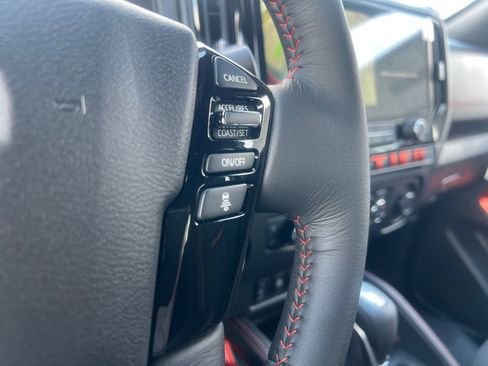 New 2026 Nissan Frontier PRO-4X w/ Pro-4x Convenience Package image 11