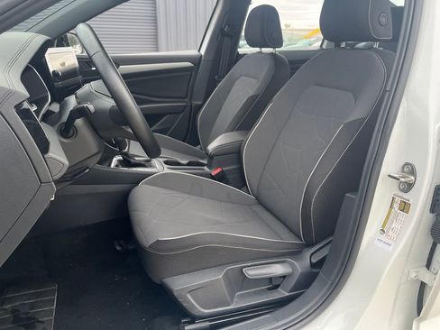 Used 2025 Volkswagen Jetta Sport FWD image 10