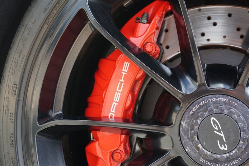 Used 2015 Porsche 911 GT3 RWD image 35