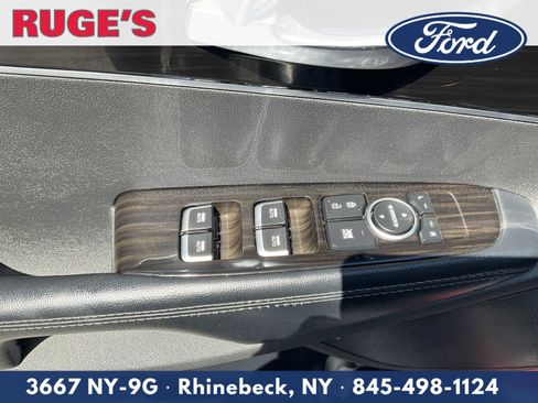 Used 2019 Kia Sorento EX image 16