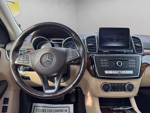 Used 2019 Mercedes-Benz GLS 450 4MATIC image 13