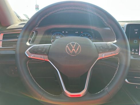 Used 2026 Volkswagen Atlas SE AWD/4WD image 29