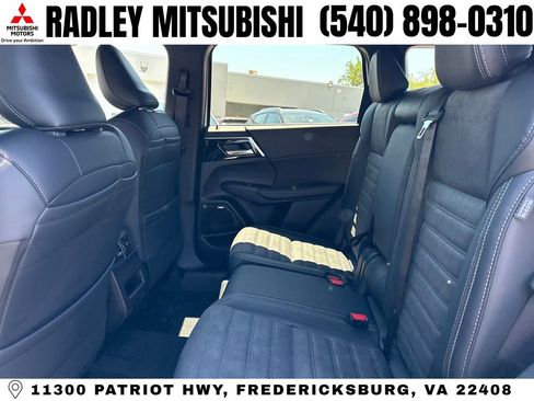 New 2026 Mitsubishi Outlander LE AWD/4WD image 12