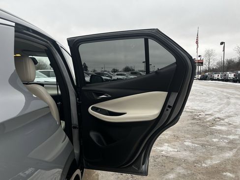 Used 2024 Buick Encore GX Sport Touring w/ Advanced Technology Package image 27