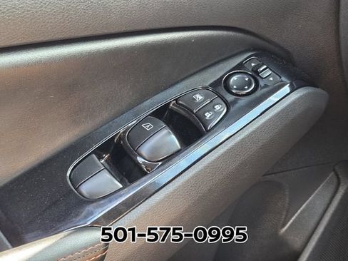 Used 2024 Nissan Altima 2.5 SR FWD image 29
