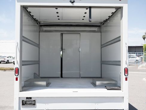 Used 2024 Chevrolet Express 3500 w/ Power Convenience Package RWD image 13