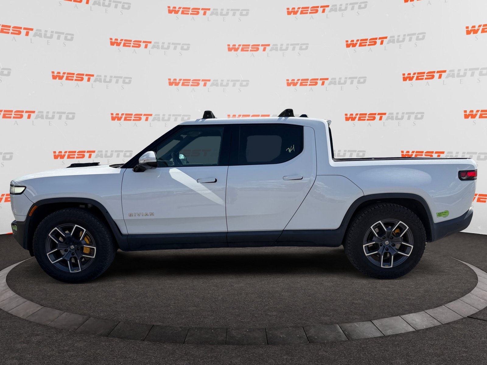 Used 2023 Rivian R1T Adventure Quad AWD/4WD image 2