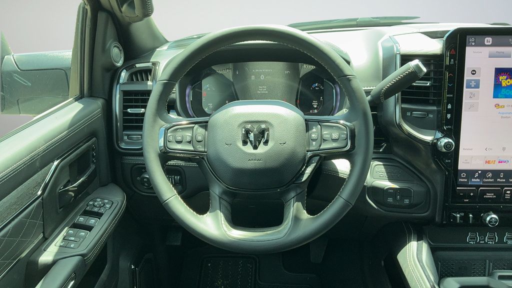 New 2026 RAM 2500 Limited AWD/4WD image 10