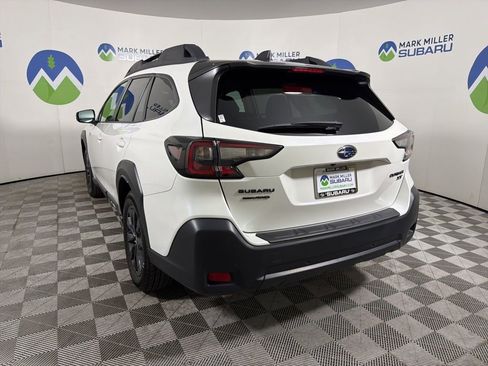 Used 2023 Subaru Outback Onyx Edition XT AWD/4WD image 4