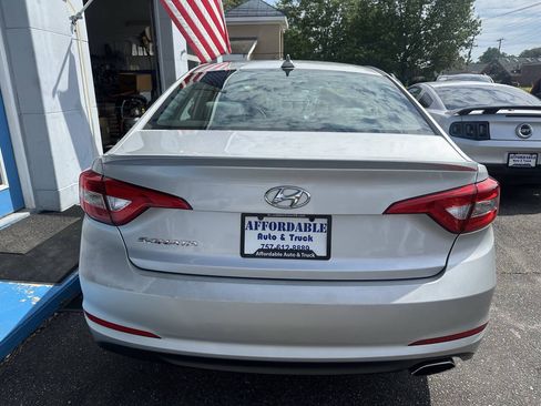 Used 2016 Hyundai Sonata SE FWD image 9