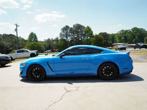Used 2017 Ford Mustang Shelby GT350 RWD image 23