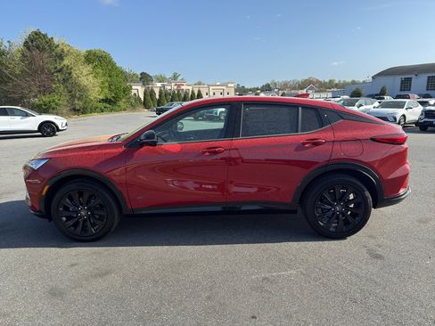 New 2026 Buick Envista Sport Touring image 3