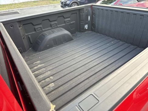 Used 2024 Chevrolet Silverado 1500 LT w/ Leather Package RWD image 17
