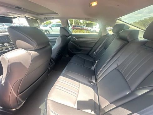 Used 2022 Honda Accord Touring image 17