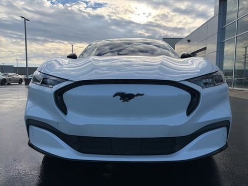 Used 2023 Ford Mustang Mach-E Premium image 2