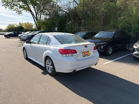 Used 2013 Subaru Legacy 3.6R Limited AWD/4WD image 3