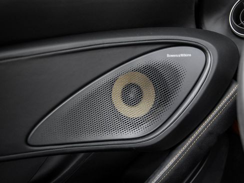 Used 2016 McLaren 570S Coupe RWD image 39